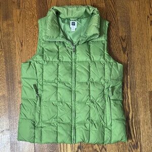 2004 Vintage Gap Green Puffer Vest